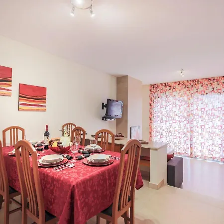 V4, Jardins Branqueira Near Beach, Villa *