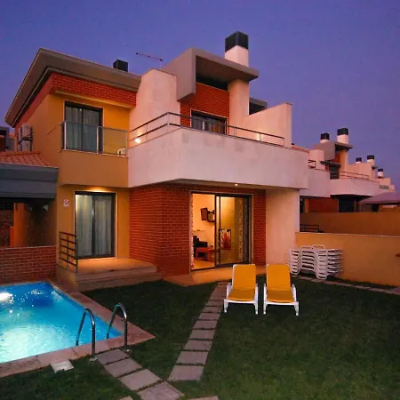 V4, Jardins Branqueira Near Beach, 阿尔布费拉